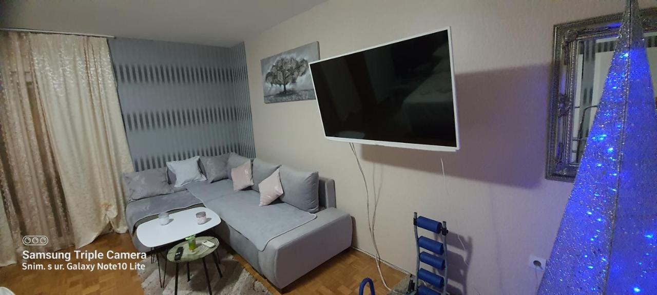 Apartments Jadra Omis Exterior photo