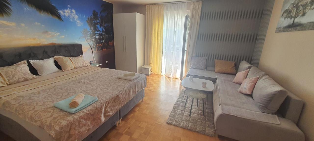 Apartments Jadra Omis Exterior photo